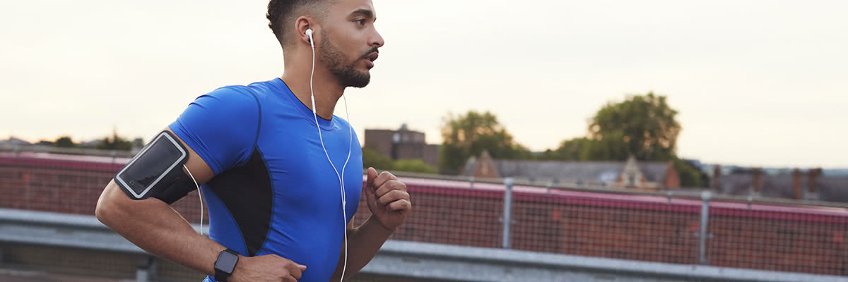 Cardio, smart watch, sensore di passo... Cosa acquistare per fare progressi?