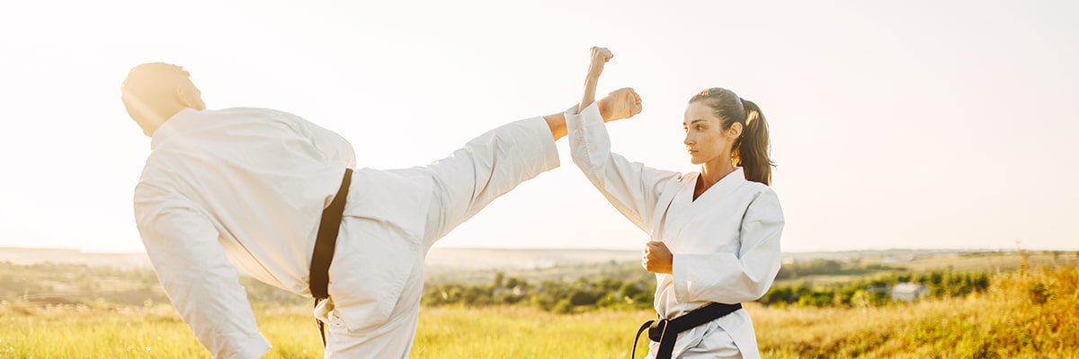 Coquille taekwondo, karaté pour homme