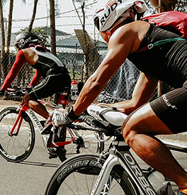 Pourquoi les triathlètes portent-ils une combinaison néoprène ? -   votre magazine vélo et triathlon