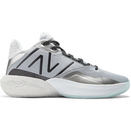 NEW BALANCE - Chaussure De Basketball Two Wxy V4