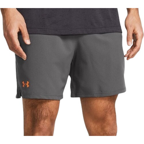 UNDER ARMOUR - Short tissé Vanish 26 cm