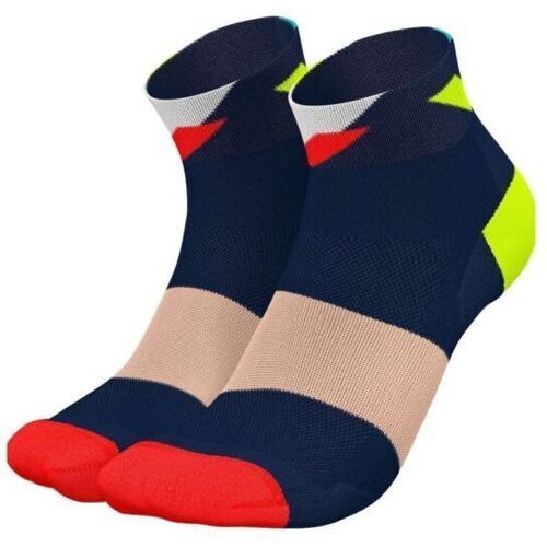 ULTRALIGHT STRIKES SHORT Socks