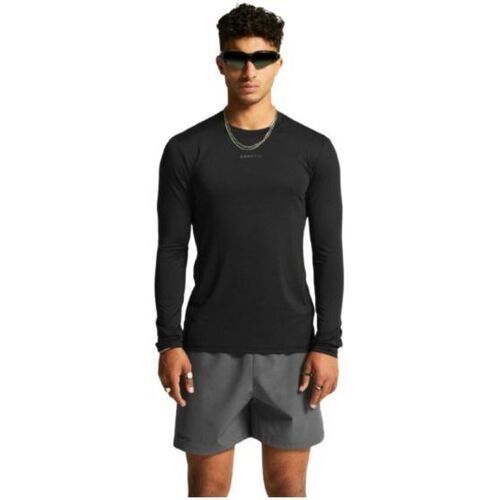 Adv Essence LS Tee