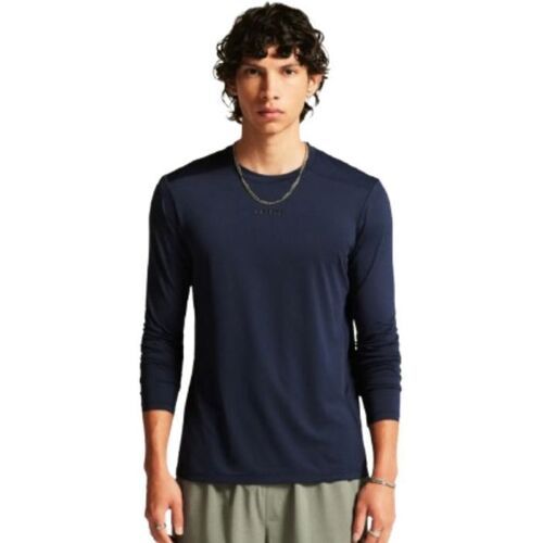 Adv Essence LS Tee