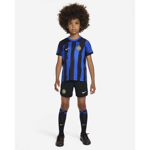 FC INTER MINI KIT GARA HOME 23/24, (DA 18 MESI A 6 ANS)