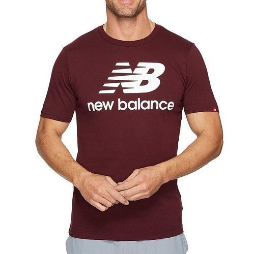 بسكوت بابلي Stacked Logo Homme Tee-shirt Bordeaux New Balance بسكوت بابلي