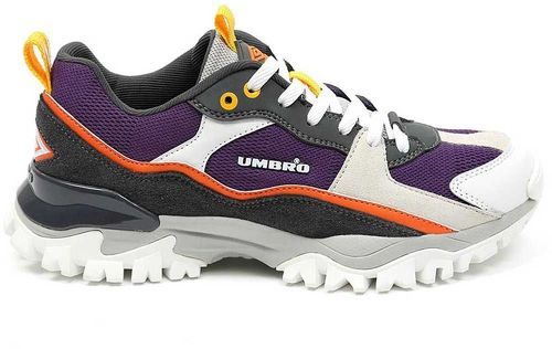 umbro bumpy black