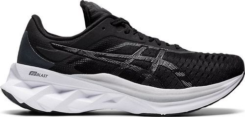 ASICS-Novablast-0