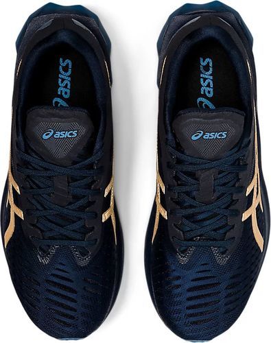 ASICS-Novablast-3