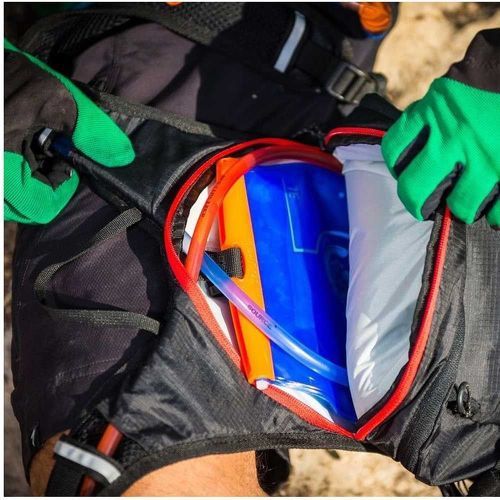 SOURCE-Widepac D/VIde 2L "2 en 1" - Gourde de running-3