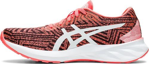 ASICS-Roadblast Tokyo-2