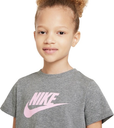 NIKE-Crop Futura - T-shirt-3
