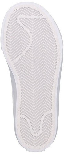 NIKE-Court Legacy-1
