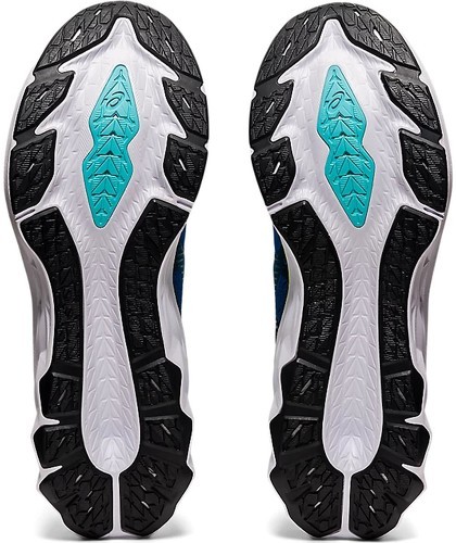 ASICS-Novablast 2-1