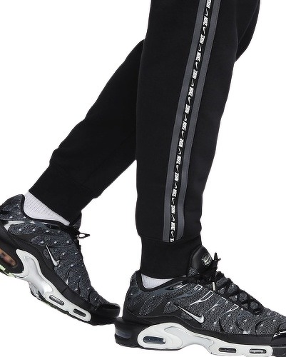 NIKE-JOGGING NIKE SPORTSWEAR REPEAT FLC CARGO-2