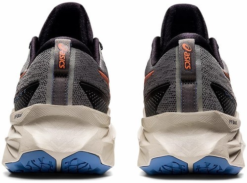 ASICS-Novablast 2-4