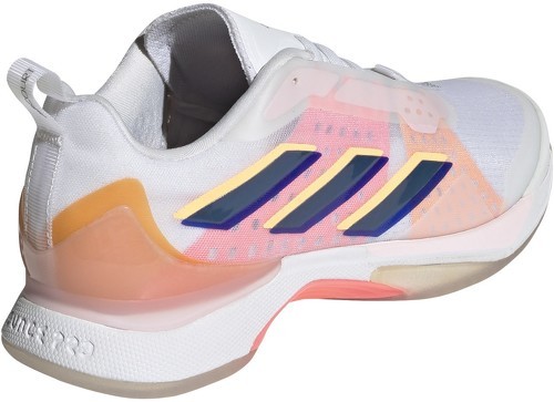 adidas Performance-AvaCourts-3