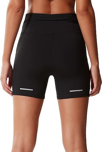 THE NORTH FACE-W Movmynt Tght Shrt - Short de running-1