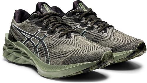 ASICS-Novablast 2 LE-4