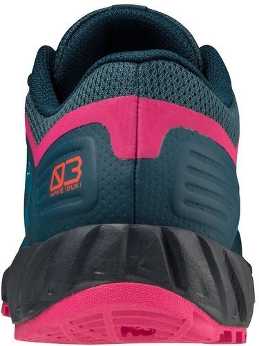 MIZUNO-Wave Ibuki 3-4
