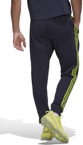 adidas Performance-Pantalon Manchester United Lifestyler-1