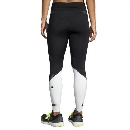 Brooks-Carbonite Tight Running-1