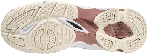 MIZUNO-Wave Voltage-1