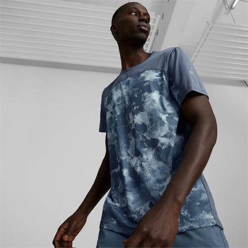 PUMA-Run Aop Graphic T-Shirt-2