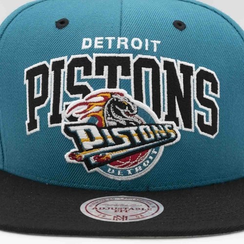 Mitchell & Ness-Casquette Detroit Pistons hwc team arch-3