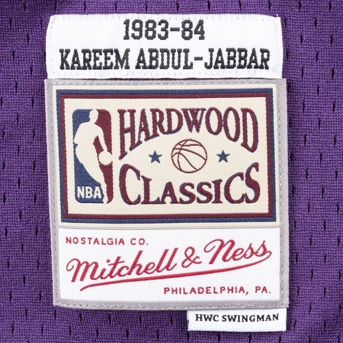 Mitchell & Ness-Kareem Abdul-Jabbar Los Angeles Lakers 1983-84 Hardwood Classics Mitchell & Ness - Maillot de NBA-2