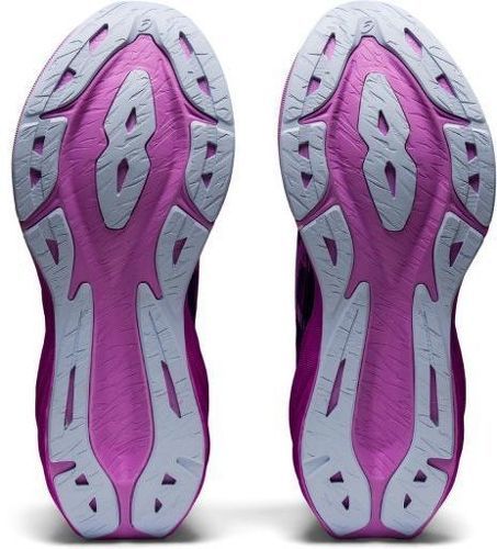 ASICS-Novablast 3-2