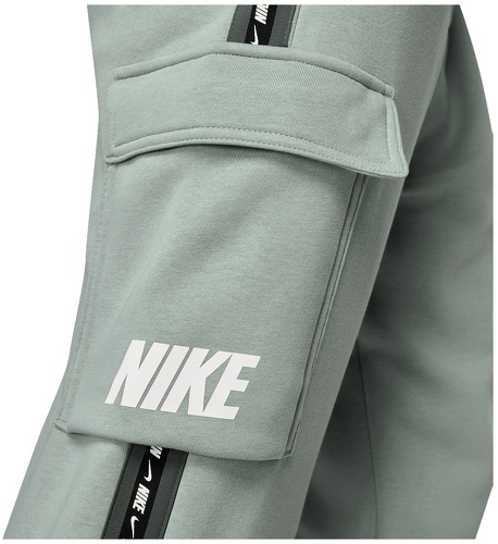 NIKE-Nike pantalon de jogging Sportswear Repeat Fleece Cargo BB gris/blanc-2