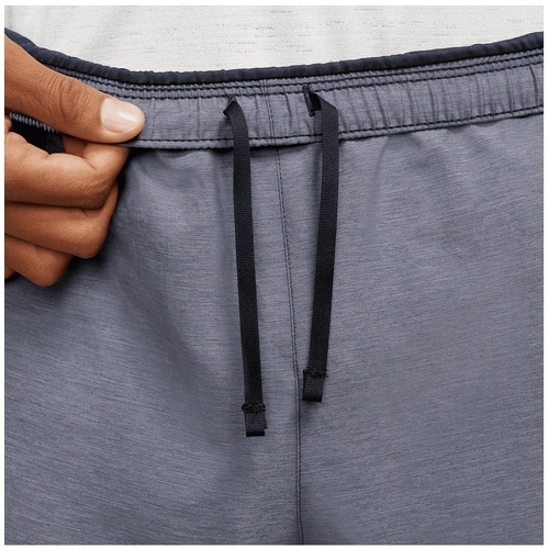 NIKE-Short de course Nike Challenger 9" bleu-2