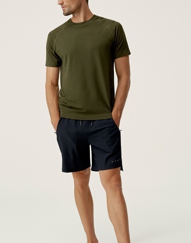Born Living Yoga-Ottawa Born Living Yoga T-shirt pour hommes-3