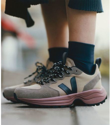 Veja-Baskets femme Veja Venturi Alveomesh-3