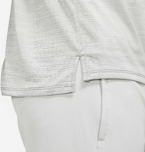 NIKE-Dri-FIT ADV Techknit Ultra Tee-4