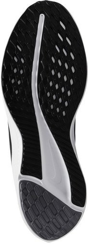 NIKE-Quest 5-1
