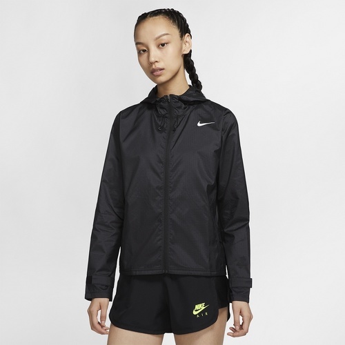 NIKE-Essential-4