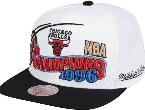 Mitchell & Ness-Mitchell & Ness Strapback Cap - Chicago Bulls 1996 Champions-0