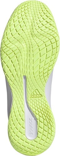 adidas Performance-Novaflight-1