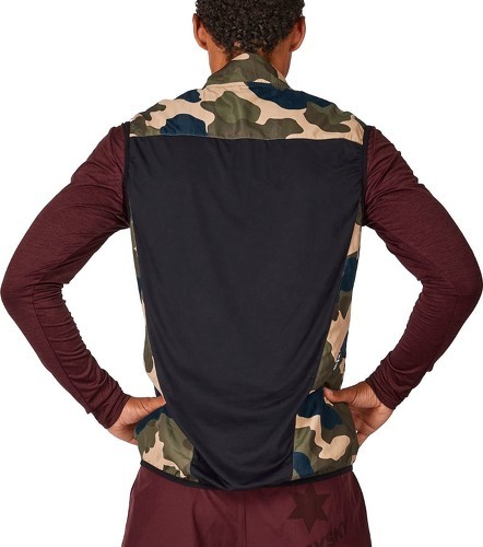 Saysky-Saysky Camo Pace Vest Woodland Camo-1