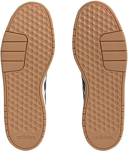 adidas-Chaussure CourtBeat Court Lifestyle-1
