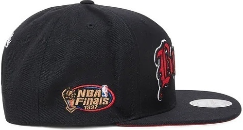 Mitchell & Ness-Casquette Chicago Bulls nba old english-2