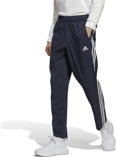 adidas Sportswear-Pantalon droit à petit logo brodé AEROREADY Essentials Stanford-1