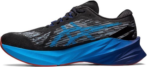ASICS-Novablast 3-2