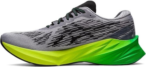 ASICS-Novablast 3-1