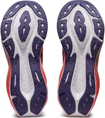 ASICS-Novablast 3-1