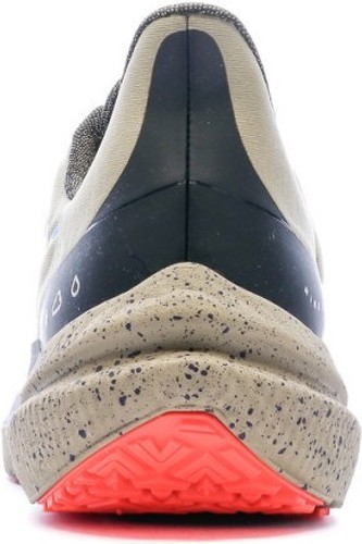NIKE-Air Winflo 9 Shield-2