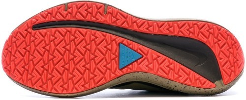 NIKE-Air Winflo 9 Shield-4