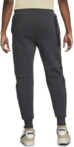 NIKE-Tech Fleece Jogging-1